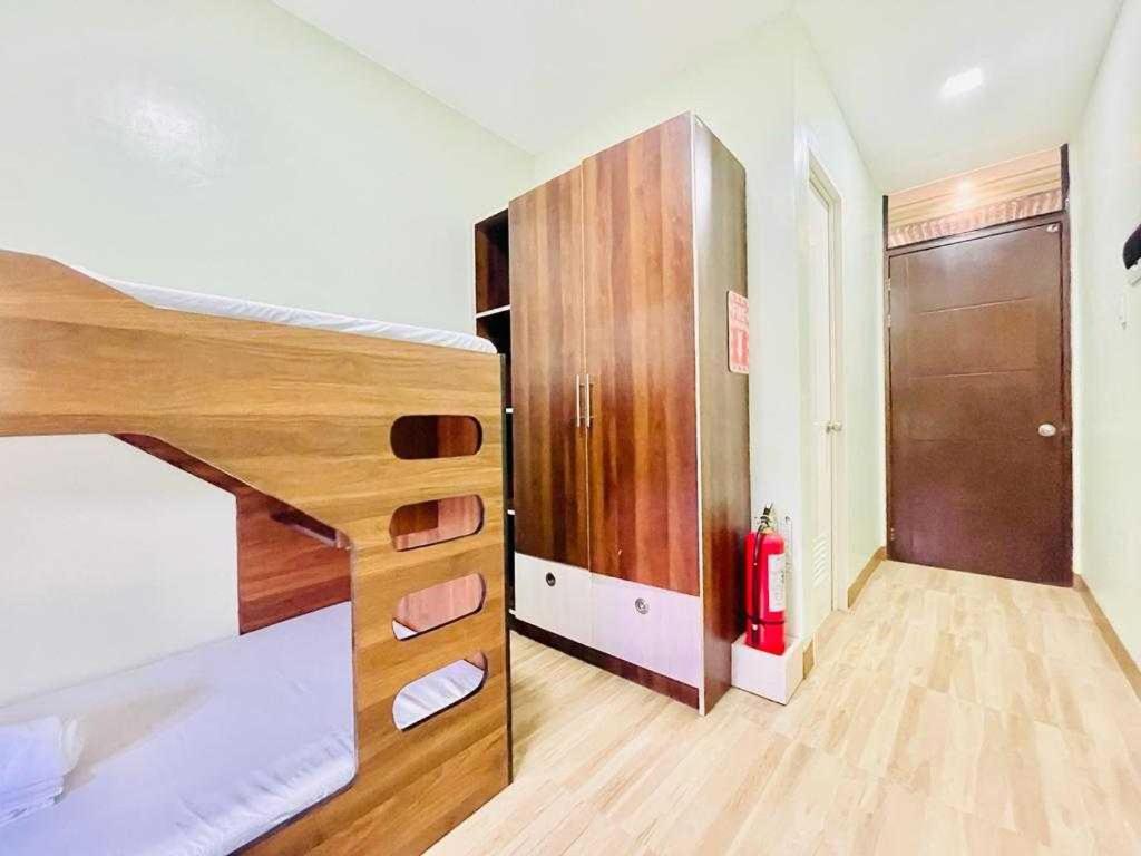 Oyo 1008 Armond Bed And Breakfast Đảo Mactan Ngoại thất bức ảnh